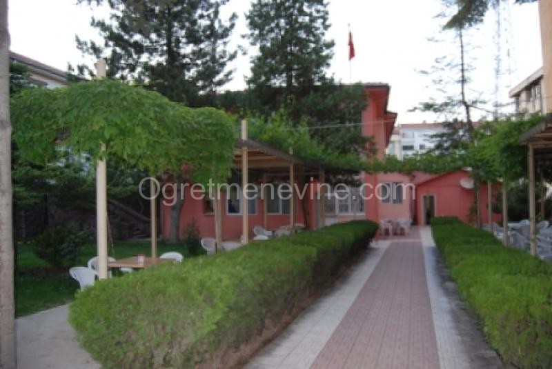 Nallıhan Öğretmenevi ve Akşam Sanat Okulu - Fotoğraf 3