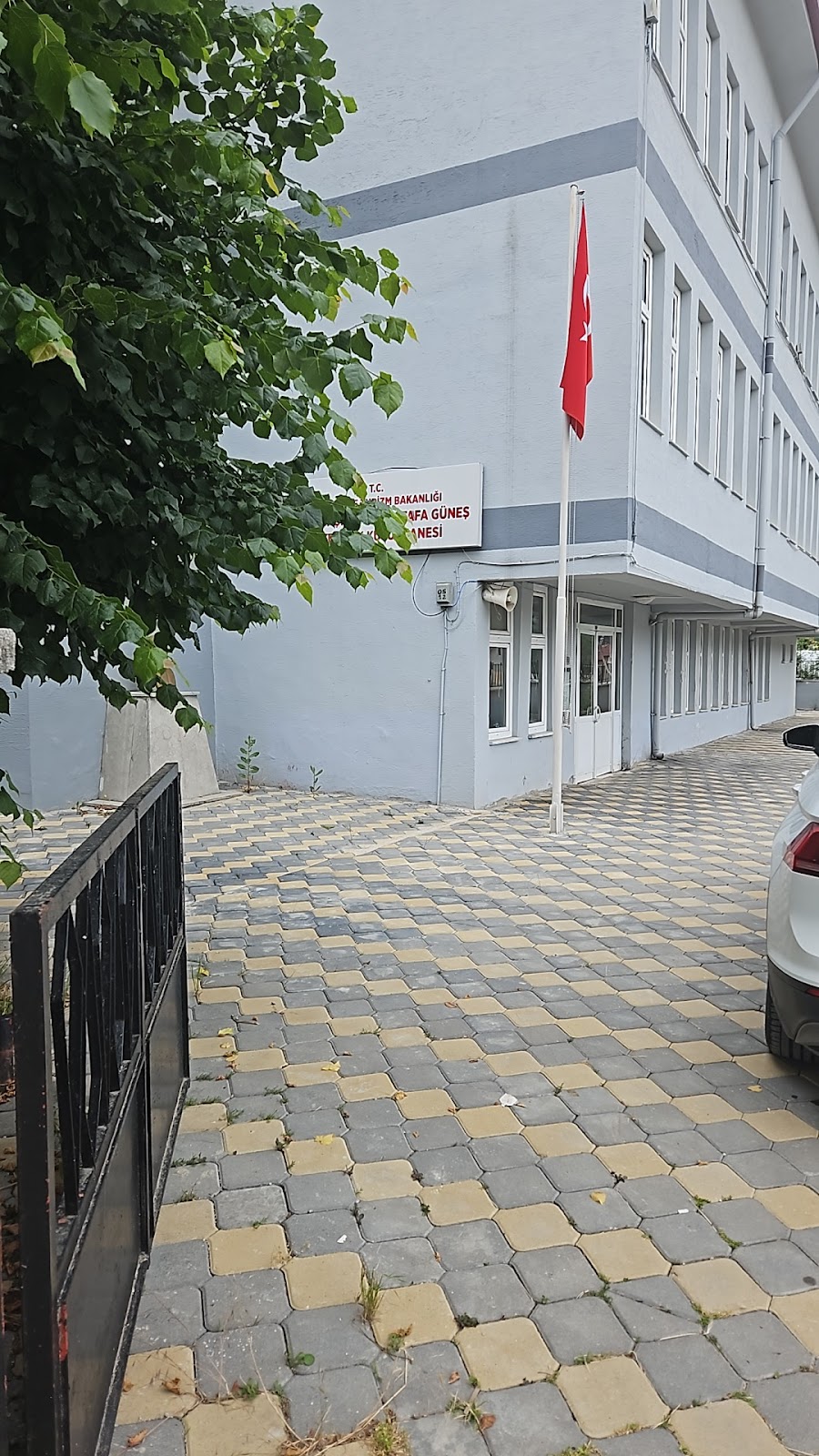 Pınarbaşı Öğretmenevi ve Akşam Sanat Okulu - Fotoğraf 2