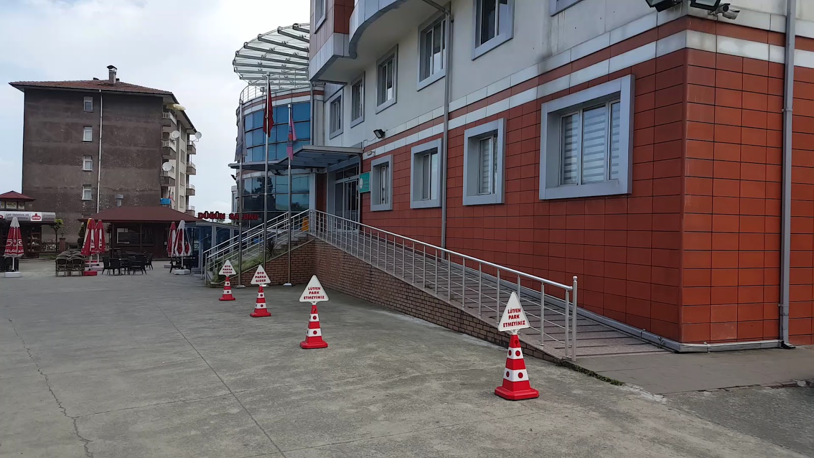 Rize Öğretmenevi ve Akşam Sanat Okulu - Fotoğraf 4