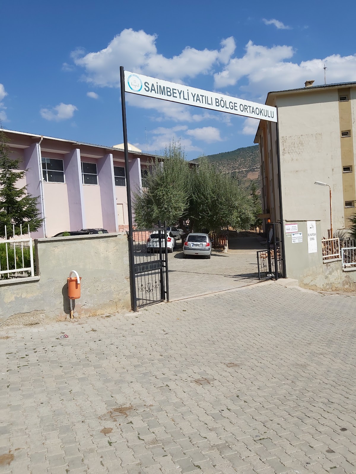 Saimbeyli Öğretmenevi ve Akşam Sanat Okulu - Fotoğraf 4