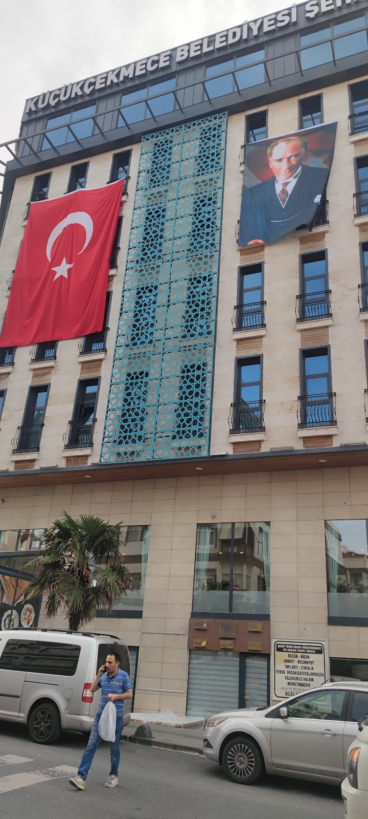 Küçükçekmece Şehit Fethi Sekin Öğretmenevi ve Akşam Sanat Okulu - Fotoğraf 2