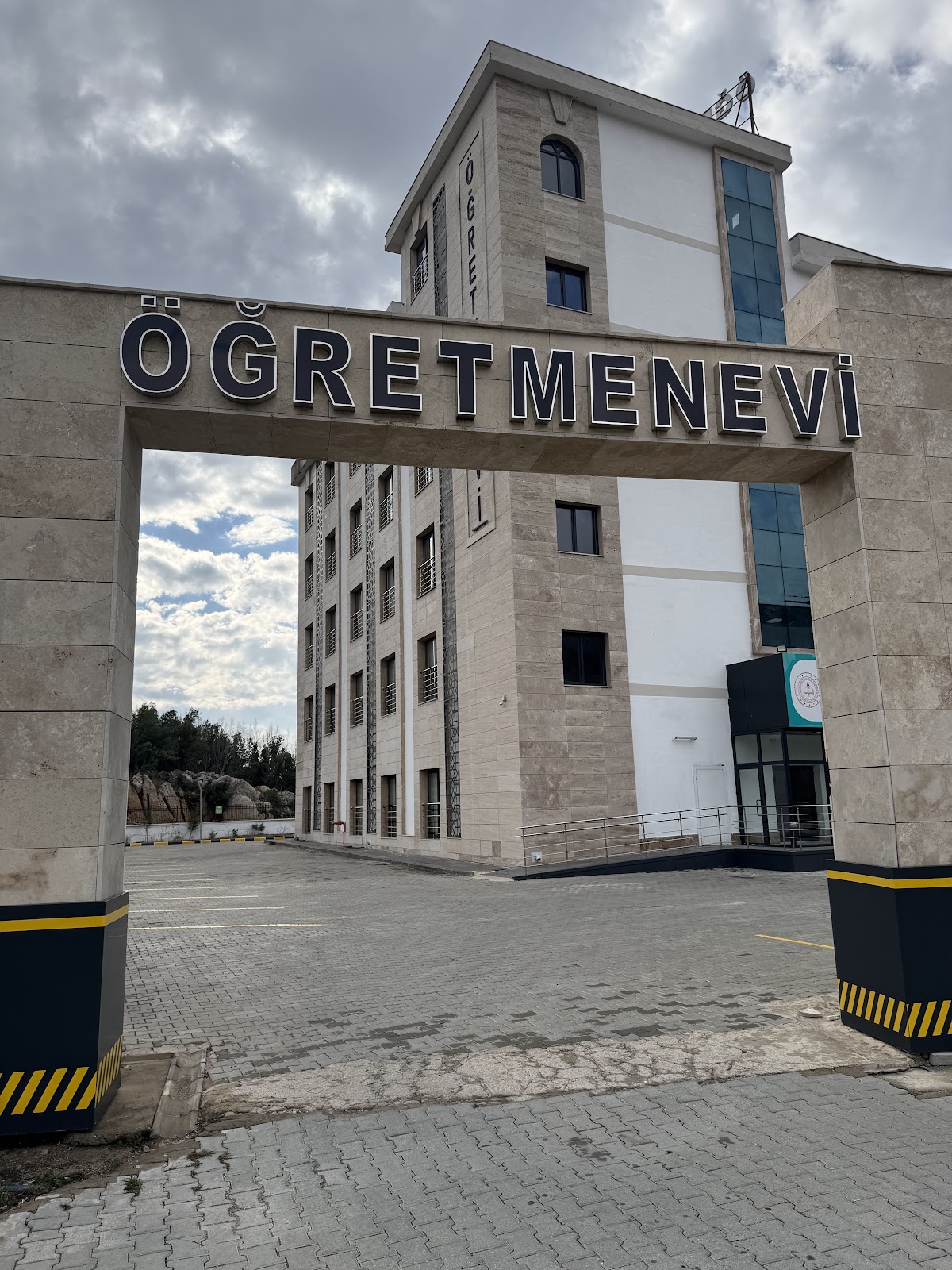 Andırın Şehit Hakan Taşgıt Öğretmenevi ve Akşam Sanat Okulu - Fotoğraf 4