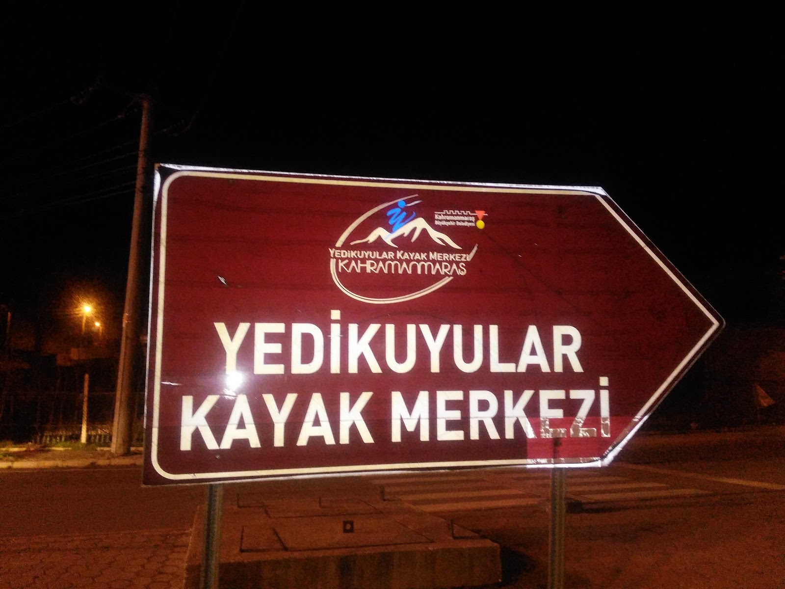 Dulkadiroğlu Şehit Hanifi Çakallıoğlu Öğretmenevi ve Akşam Sanat Okulu - Fotoğraf 3