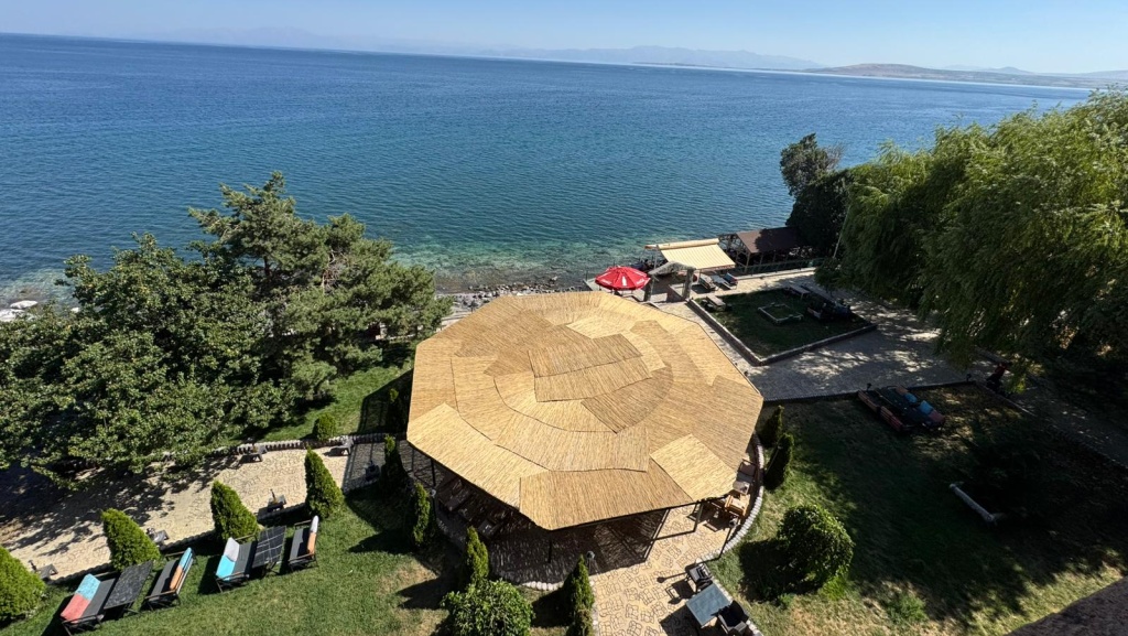 Ahlat Selçuklu Öğretmenevi ve Akşam Sanat Okulu - Fotoğraf 2