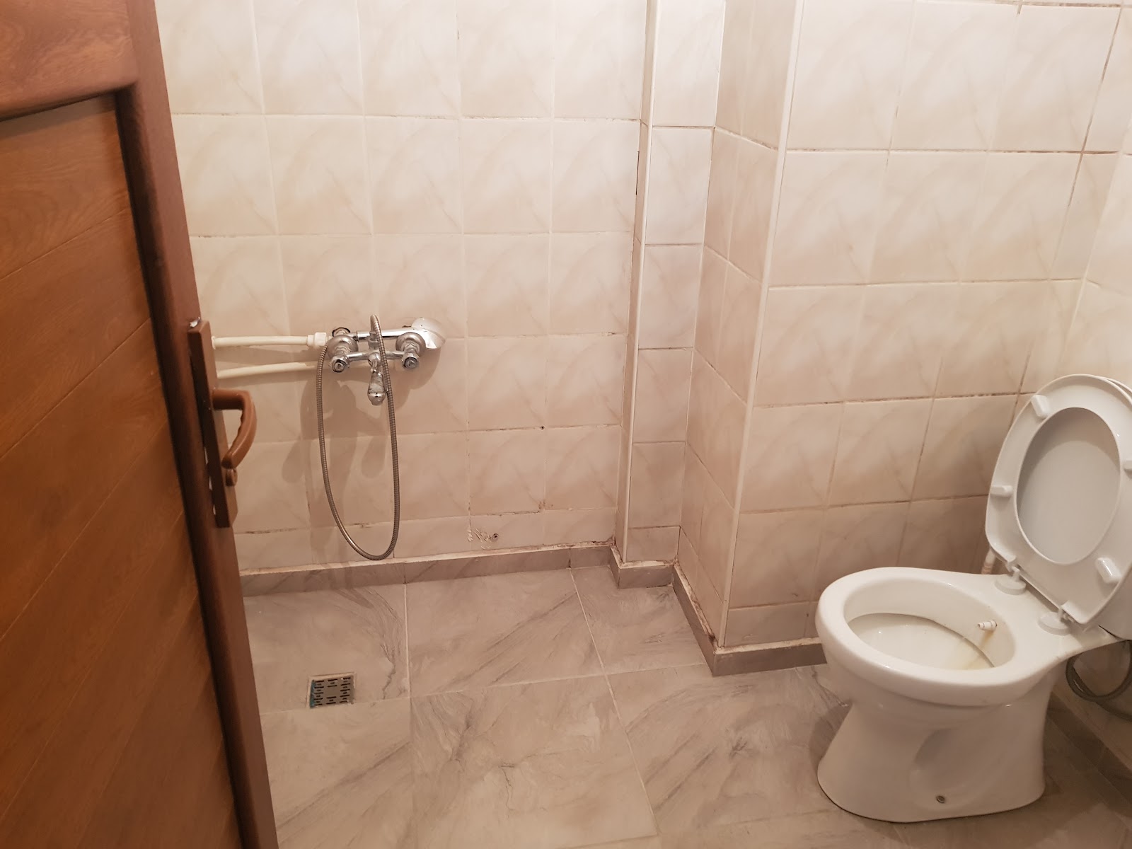 Selim  Celal  Aras Öğretmenevi ve Akşam Sanat Okulu - Fotoğraf 5