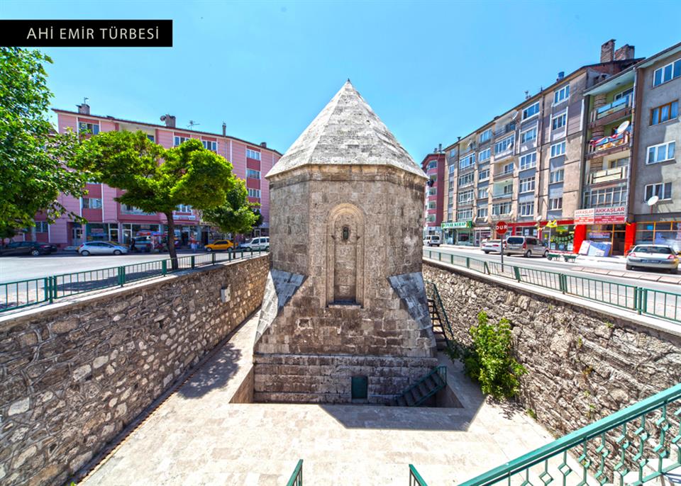 Sivas Öğretmenevi ve Akşam Sanat Okulu - Fotoğraf 4