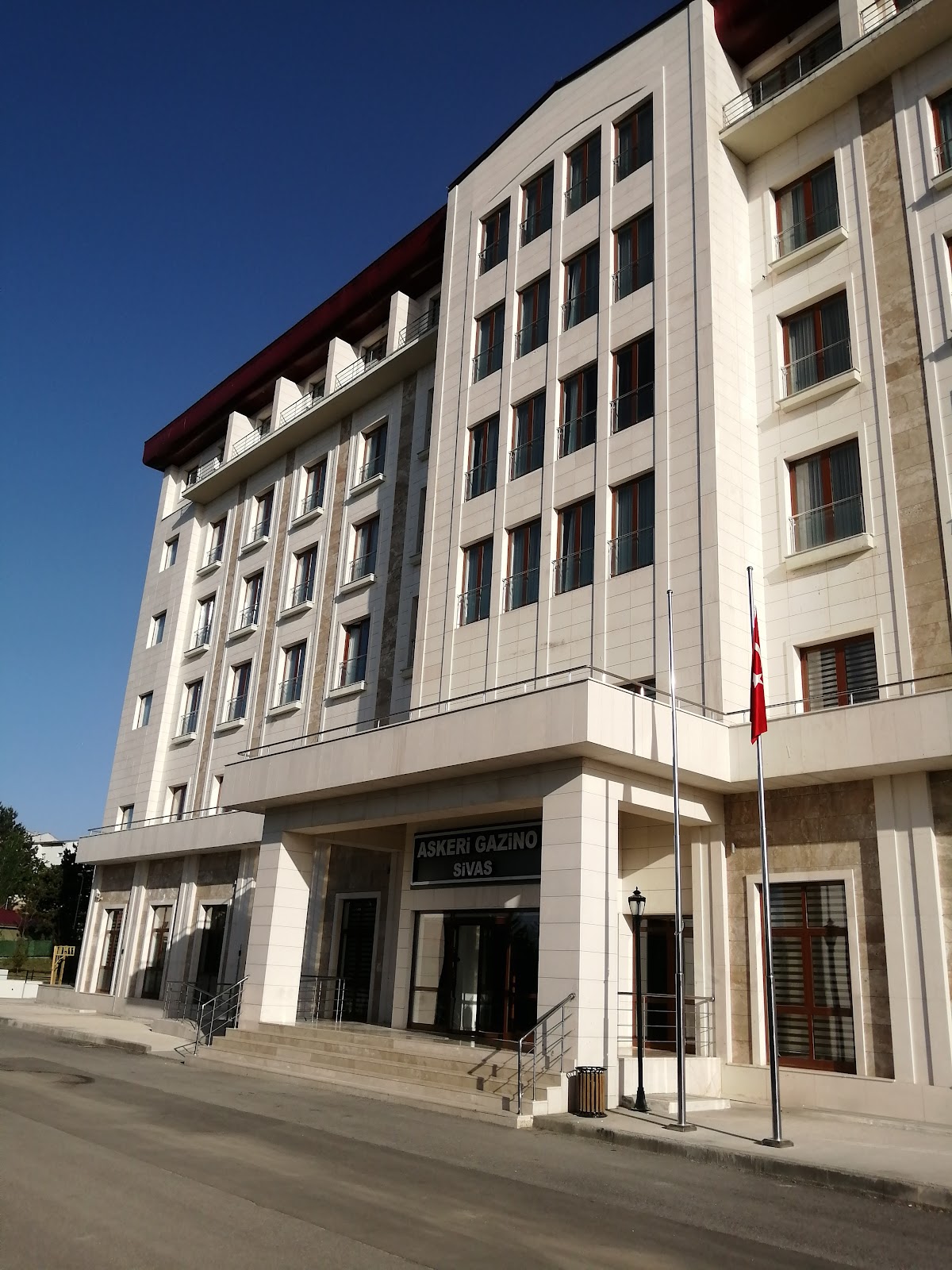 Sivas Orduevi Askeri Gazinosu - Fotoğraf 2