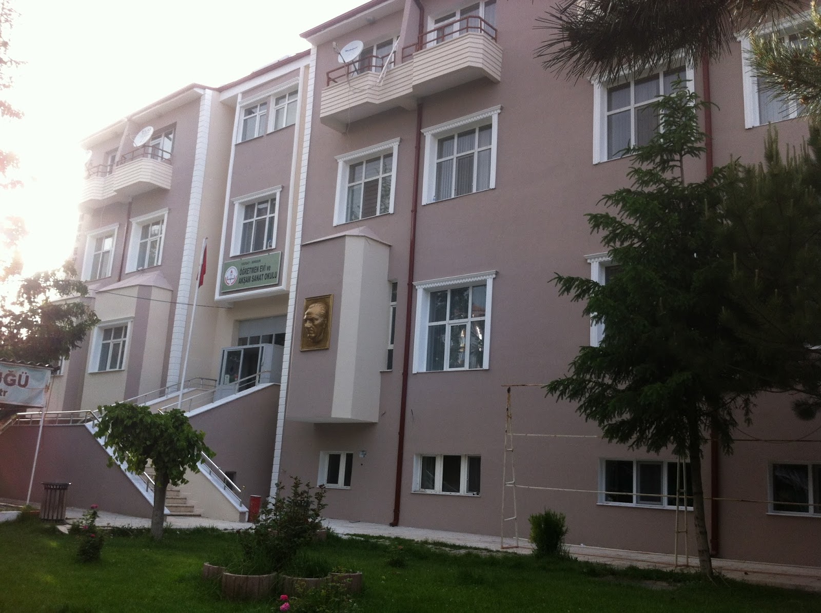 Sorgun Öğretmenevi ve Akşam Sanat Okulu - Fotoğraf 2