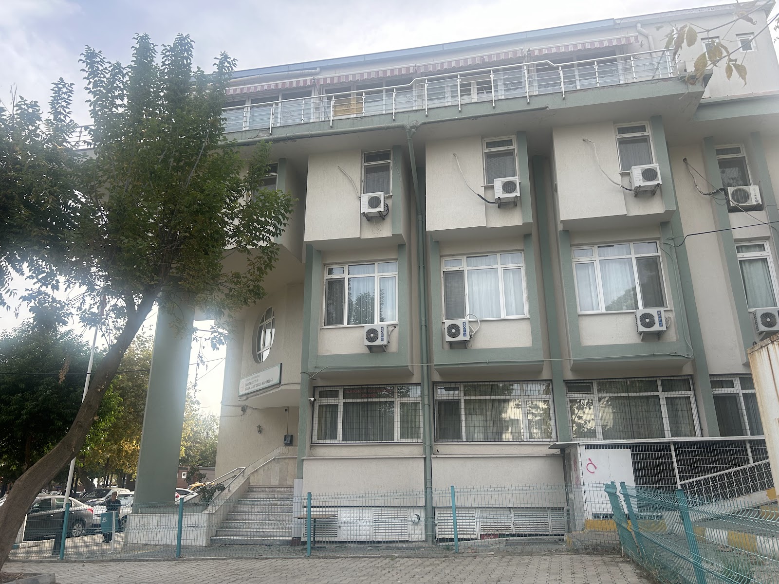 Süleymanpaşa Öğretmenevi ve Akşam Sanat Okulu - Fotoğraf 2