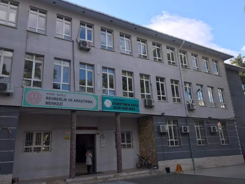 Nazilli Öğretmenevi ve Akşam Sanat Okulu dış cephe veya tesis görseli