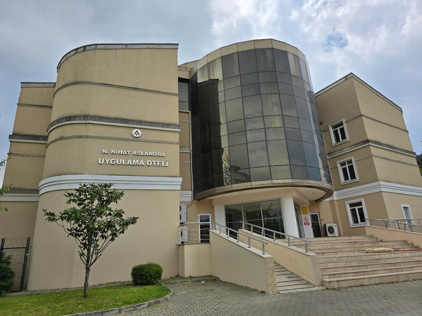 Nuri Nihat Aslanoba Uygulama Oteli dış cephe veya tesis görseli