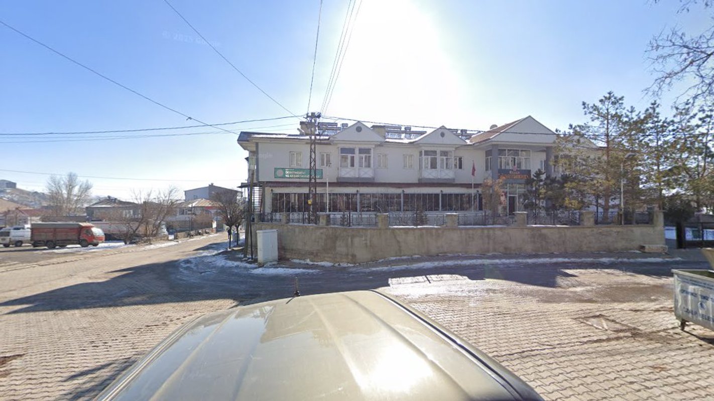 Özalp Öğretmenevi ve Akşam Sanat Okulu fotoğrafı