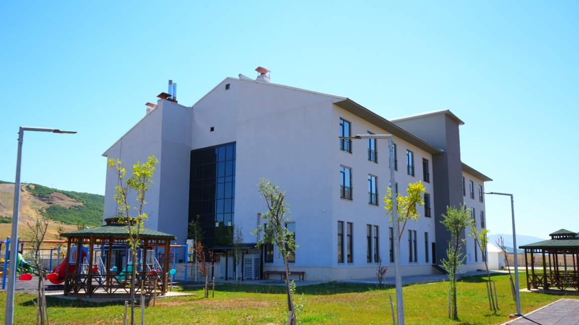 Ovacık Öğretmenevi ve Akşam Sanat Okulu dış cephe veya tesis görseli