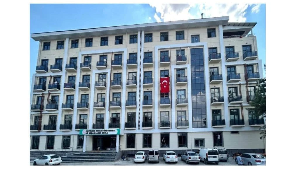 Adıyaman SANKO Öğretmenevi ve Akşam Sanat Okulu dış cephe veya tesis görseli