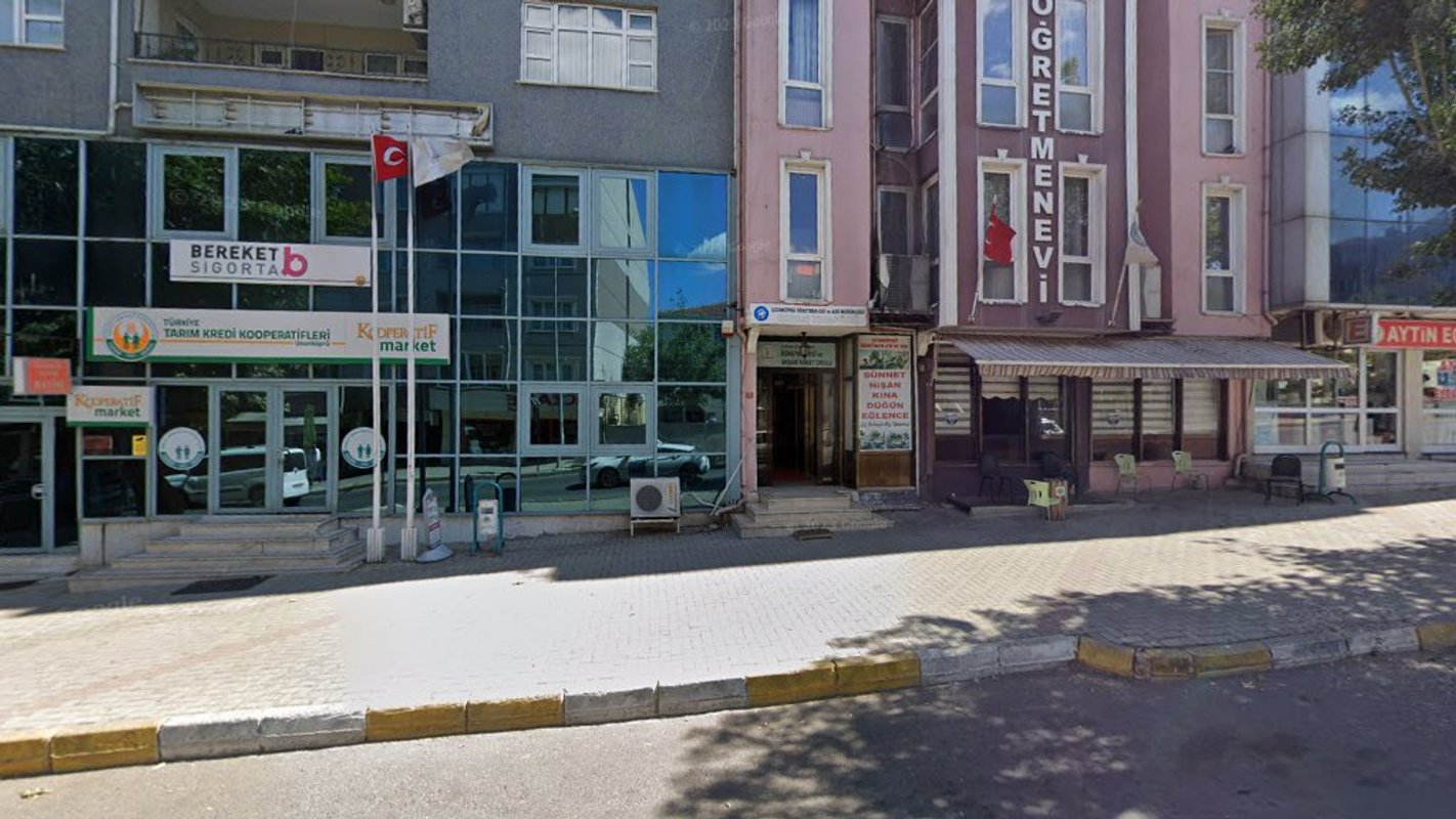 Uzunköprü Öğretmenevi ve Akşam Sanat Okulu fotoğrafı