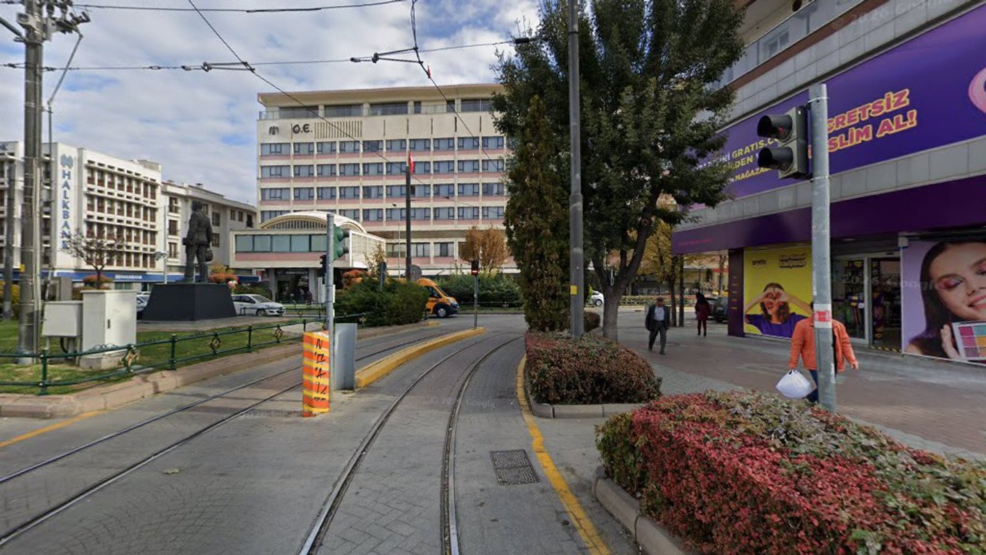 Eskişehir Orduevi (Kara) fotoğrafı