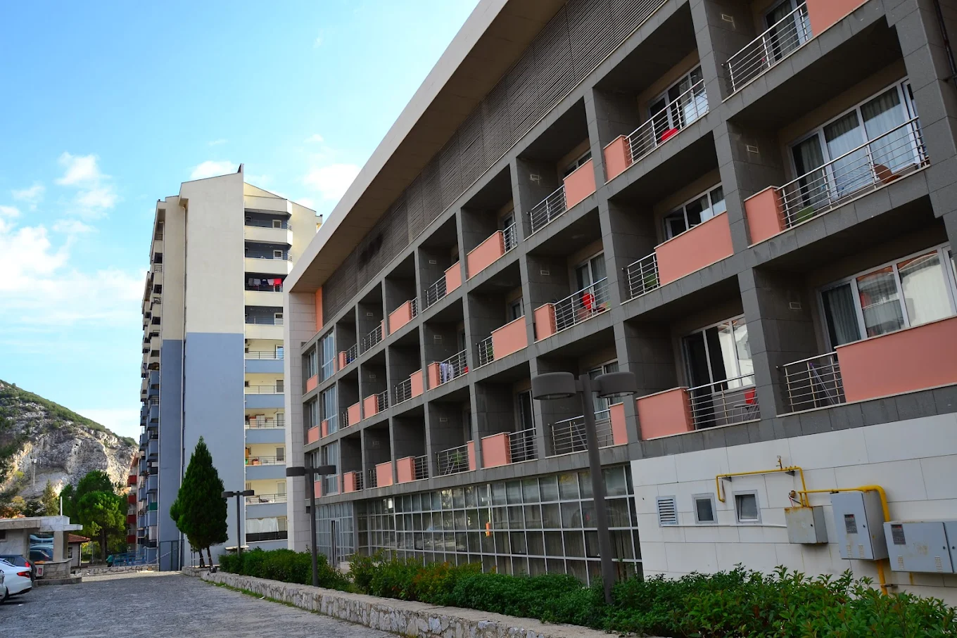 Muğla Sıtkı Koçman Üniversitesi Konukevi dış cephe veya tesis görseli