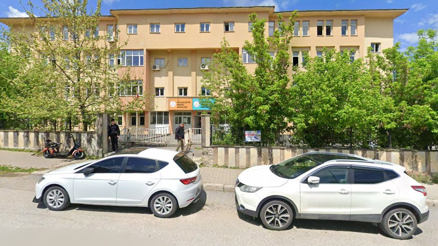Muş Öğretmenevi ve Akşam Sanat Okulu fotoğrafı