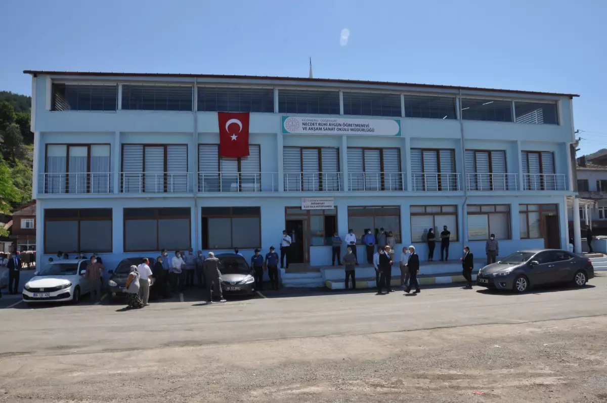 Doğanyurt Necdet Ruhi Aygün Öğretmenevi ve Akşam Sanat Okulu dış cephe veya tesis görseli