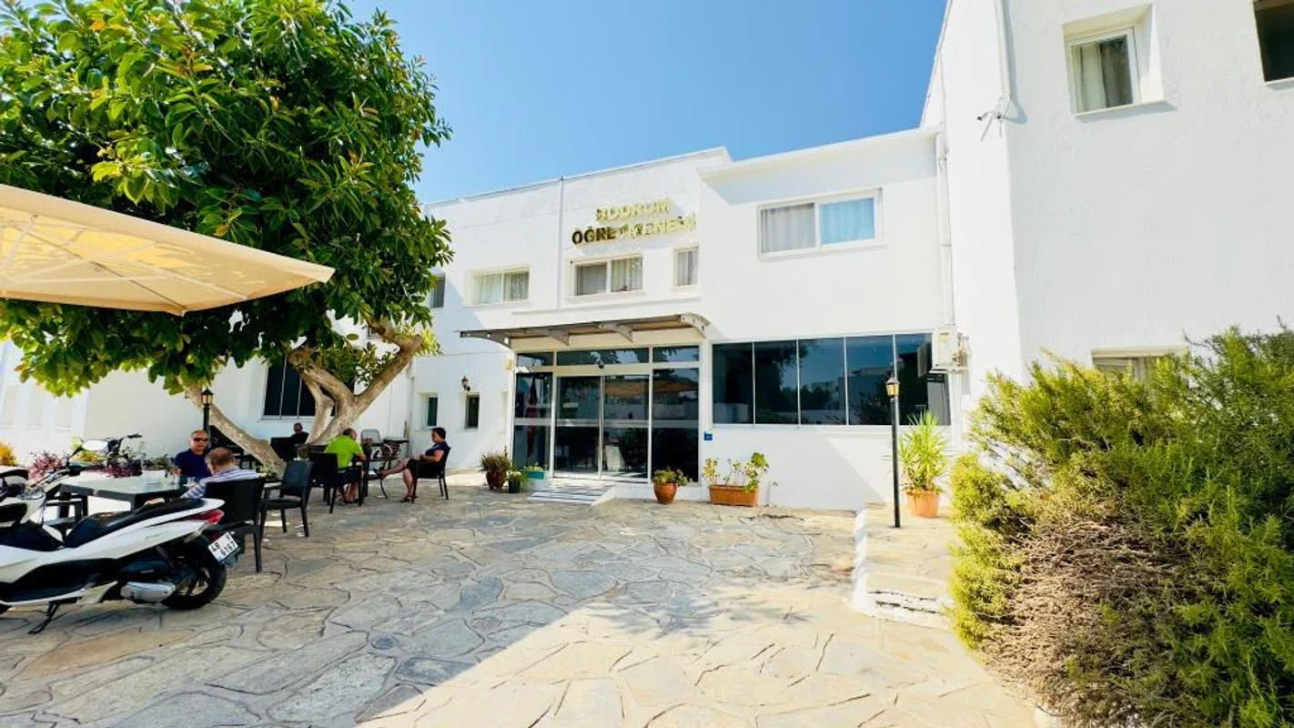 Bodrum Öğretmenevi ve Akşam Sanat Okulu fotoğrafı