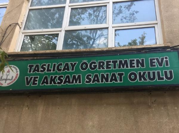 Taşlıçay Öğretmenevi ve Akşam Sanat Okulu dış cephe veya tesis görseli
