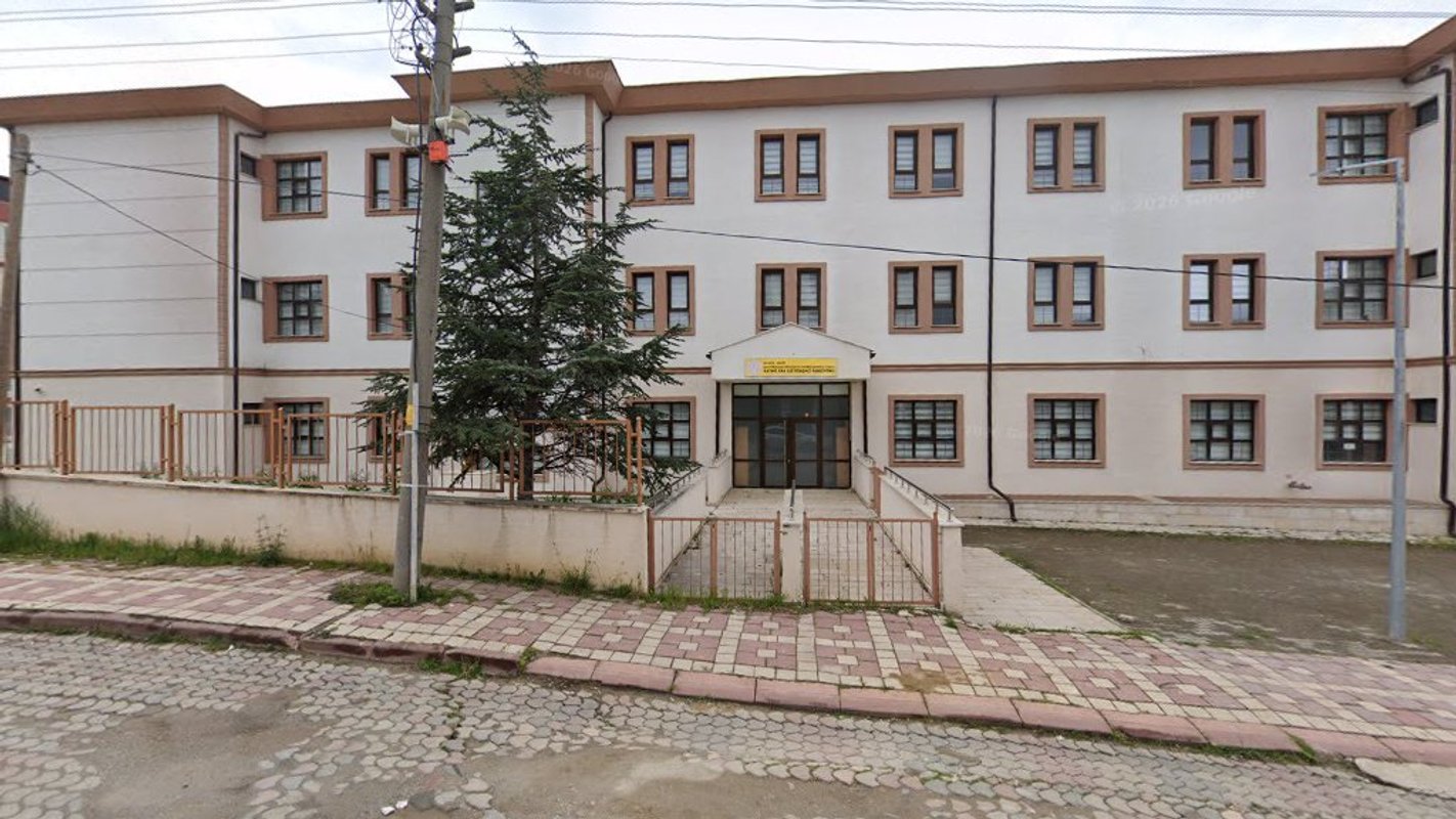 Söğüt Öğretmenevi ve Akşam Sanat Okulu fotoğrafı