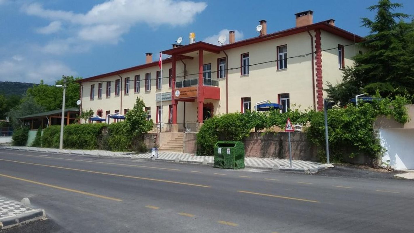 Gölpazarı Öğretmenevi ve Akşam Sanat Okulu fotoğrafı