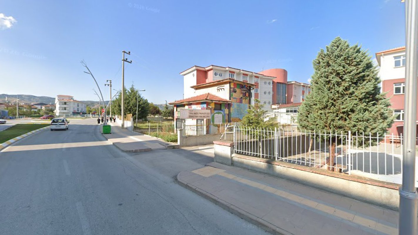 Turhal Öğretmenevi ve Akşam Sanat Okulu fotoğrafı