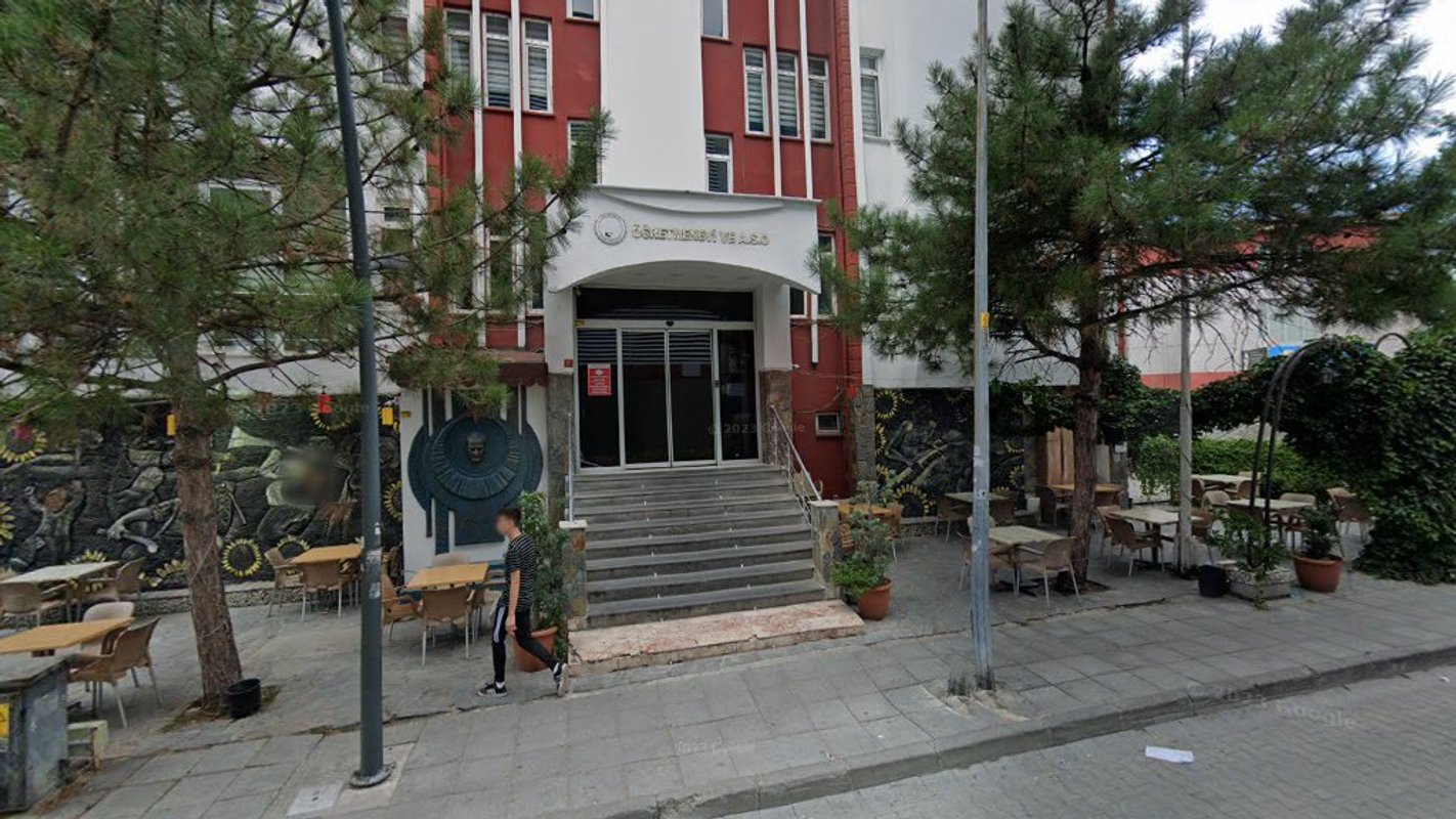 Lüleburgaz Öğretmenevi ve Akşam Sanat Okulu fotoğrafı