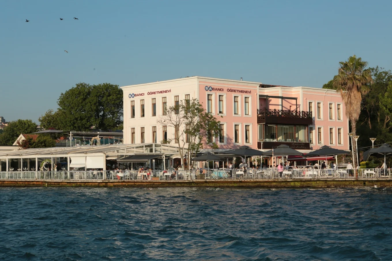 Beykoz Sabancı Öğretmenevi ve Akşam Akşam Sanat Okulu dış cephe veya tesis görseli