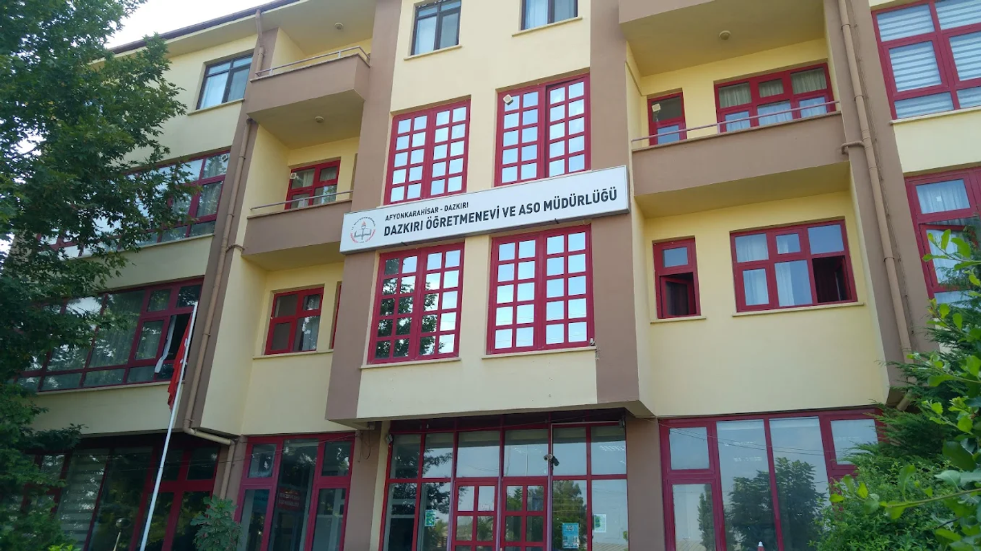 Dazkırı Öğretmenevi ve Akşam Sanat Okulu fotoğrafı