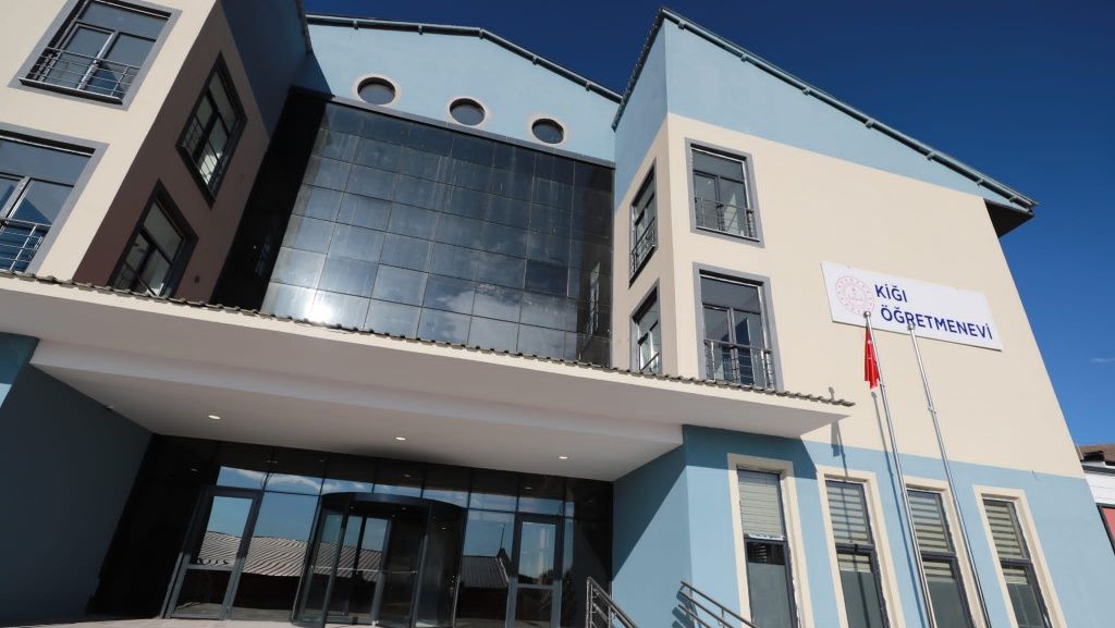 Kığı Öğretmenevi ve Akşam Sanat Okulu dış cephe veya tesis görseli