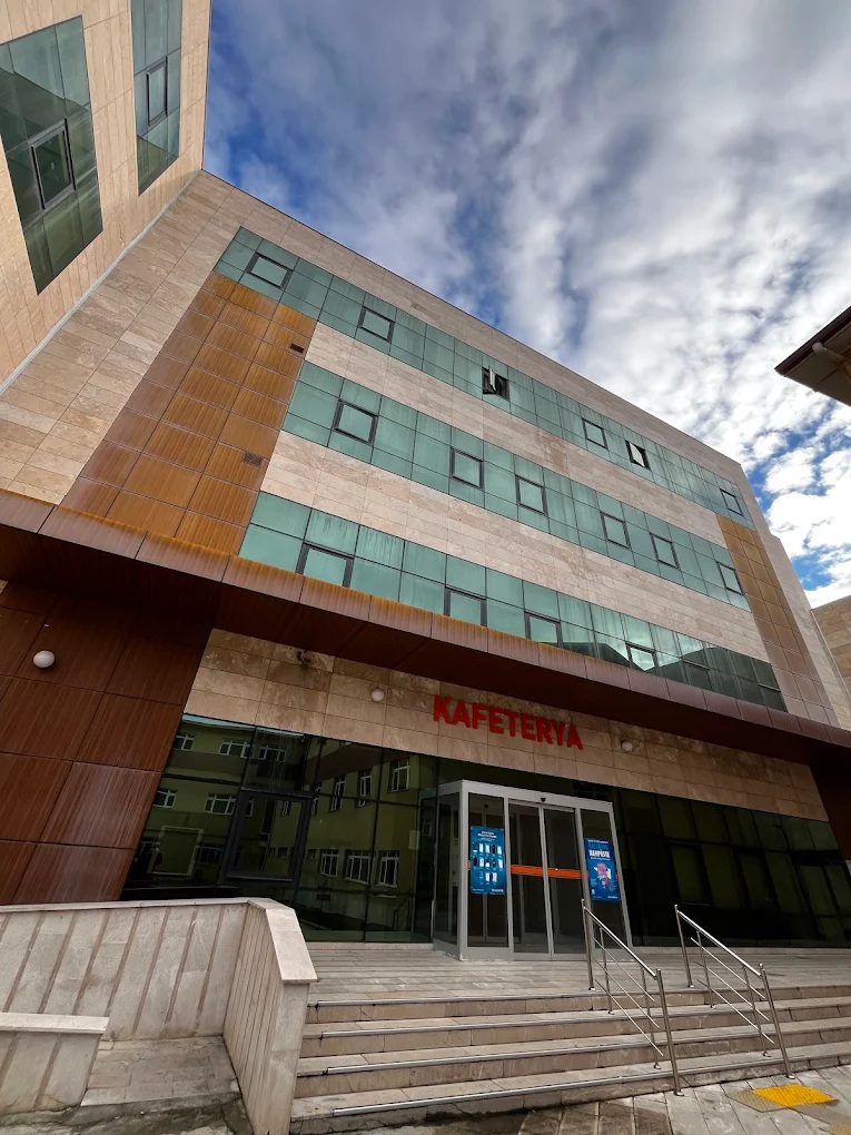 Hitit Üniversitesi Uygulama Oteli dış cephe veya tesis görseli