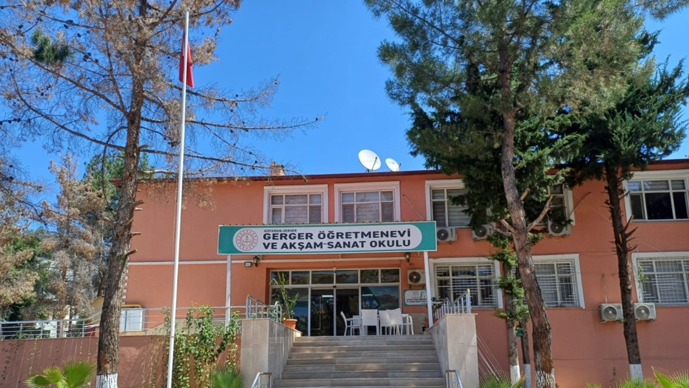 Gerger Öğretmenevi ve Akşam Sanat Okulu fotoğrafı