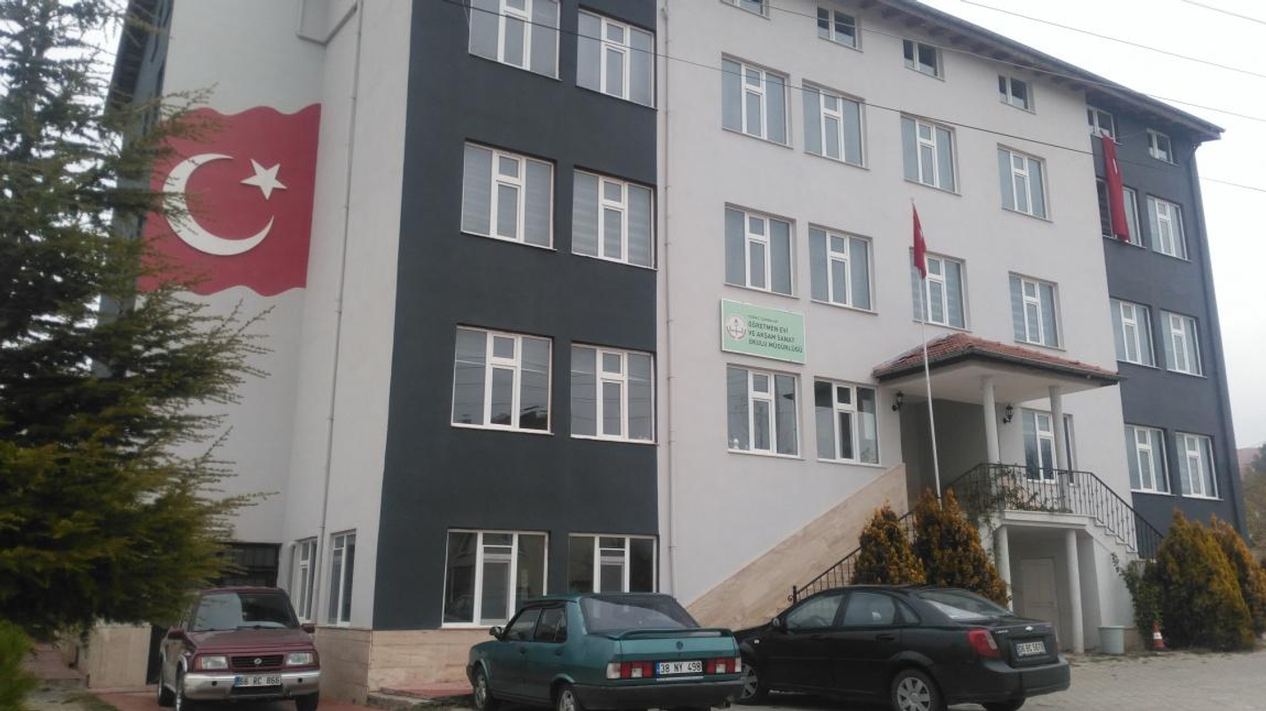 Çayıralan Öğretmenevi ve akşam Sanat Okulu Müdürlüğü fotoğrafı
