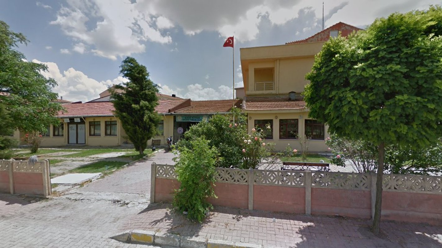 Hayrabolu Sadi Kıyak Öğretmenevi ve Akşam Sanat Okulu fotoğrafı