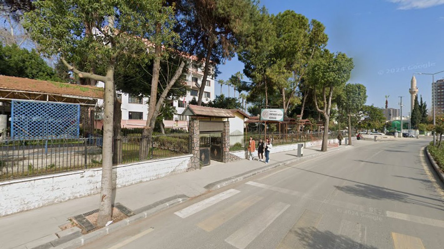 Tarsus Öğretmenevi ve Akşam Sanat Okulu fotoğrafı