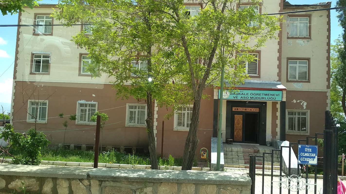 Başkale Öğretmenevi ve Akşam Sanat Okulu fotoğrafı