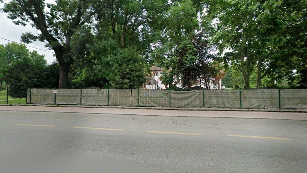 Sakarya Büyükşehir Öğretmenevi (Adapazarı) dış cephe veya tesis görseli