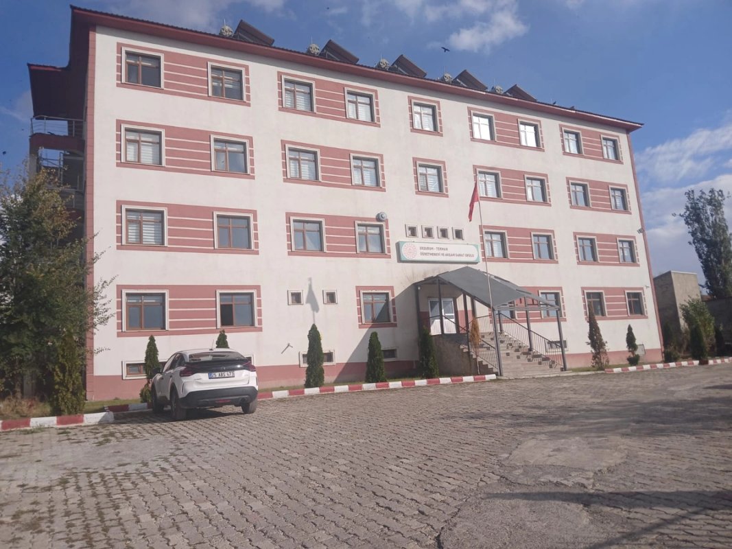 Tekman Öğretmenevi ve Akşam Sanat Okulu fotoğrafı