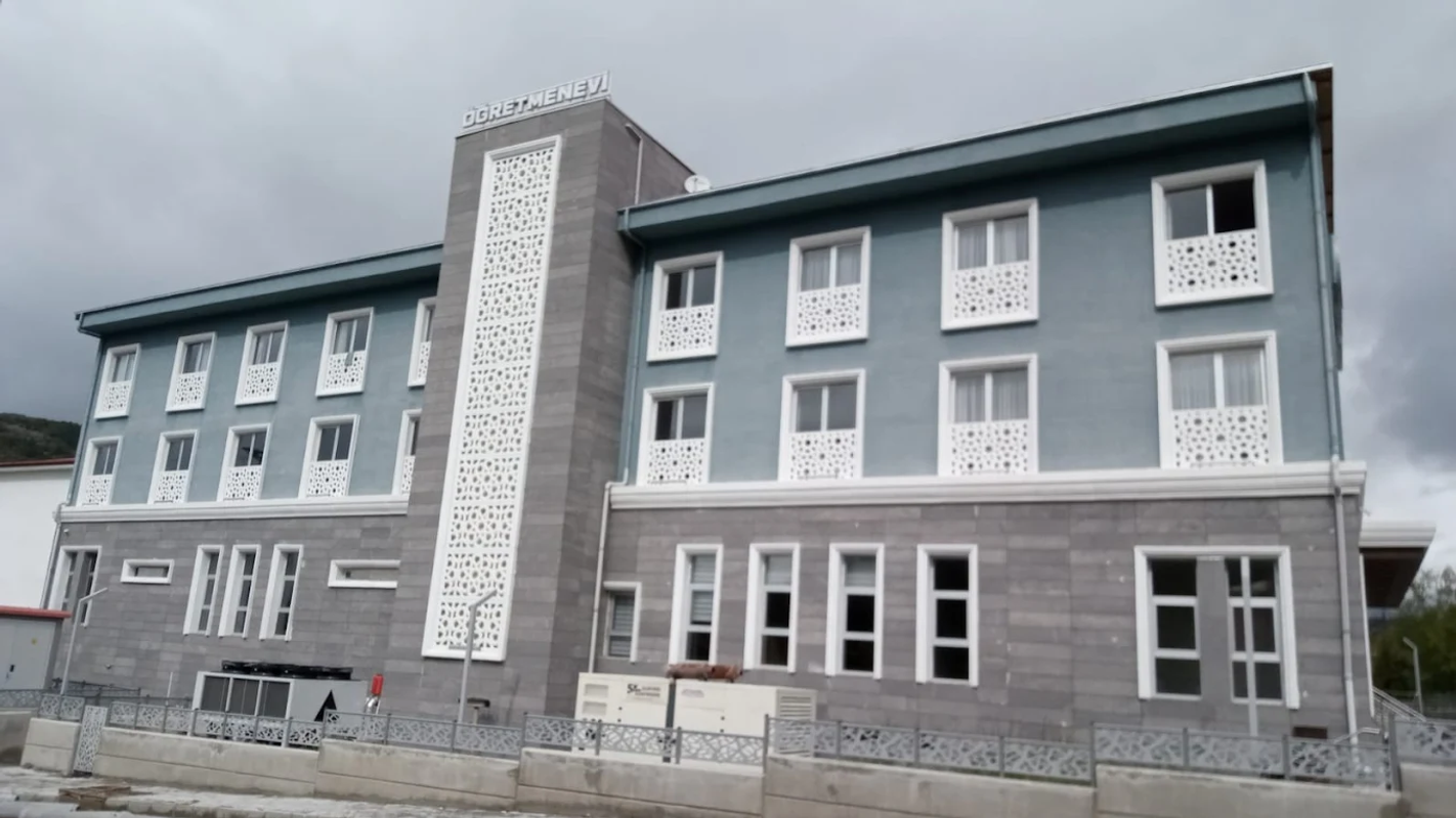 Şavşat Öğretmenevi ve Akşam Sanat Okulu fotoğrafı