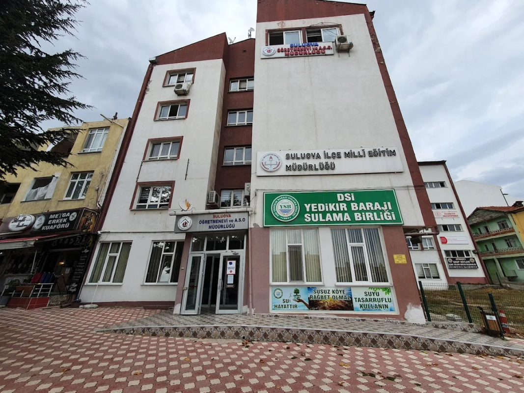 Suluova Öğretmenevi ve Akşam Sanat Okulu fotoğrafı