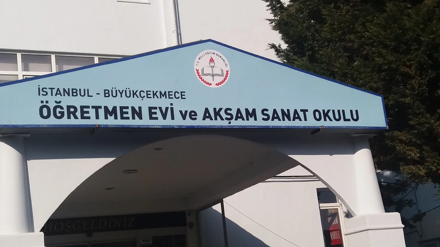 Büyükçekmece Öğretmenevi ve Akşam Sanat Okulu fotoğrafı