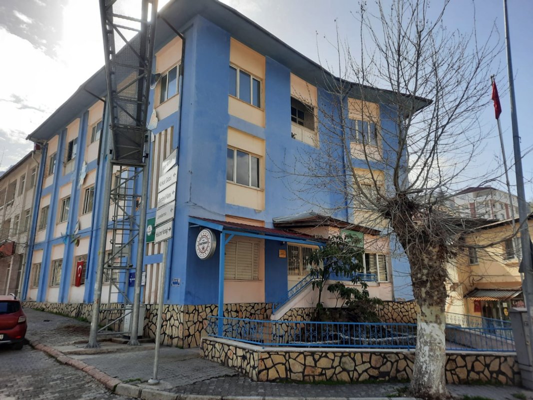 Saimbeyli Öğretmenevi ve Akşam Sanat Okulu fotoğrafı